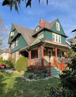 152 Walnut Exterior.jpg (79 KB)